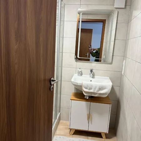 Apartment-monteurzimmer-vogl شقة فيشتاخ